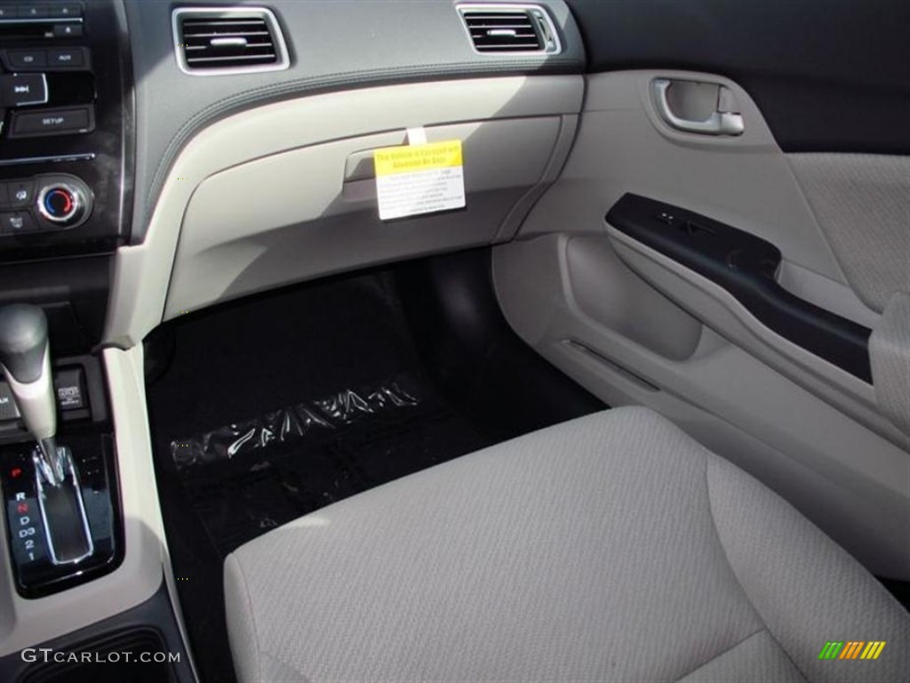 2013 Civic LX Sedan - Polished Metal Metallic / Gray photo #7