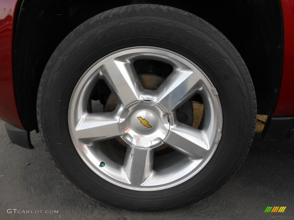 2010 Chevrolet Suburban LT 4x4 Wheel Photos