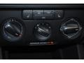 Black Uni - Jetta SE Sedan Photo No. 17