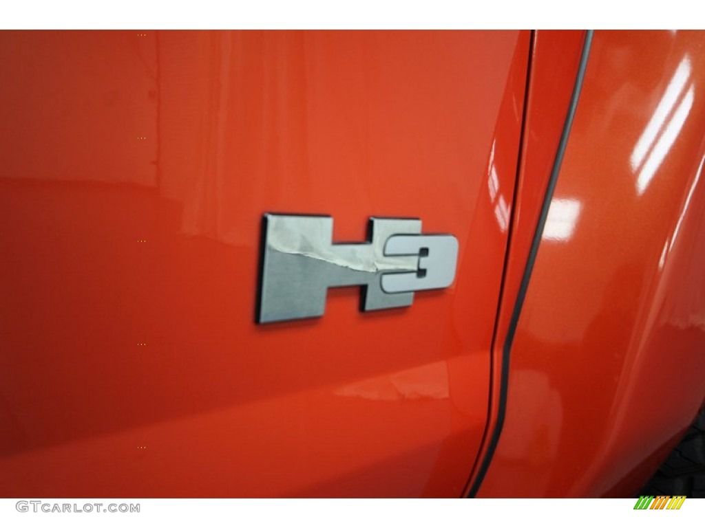 2008 Hummer H3 X Marks and Logos Photos