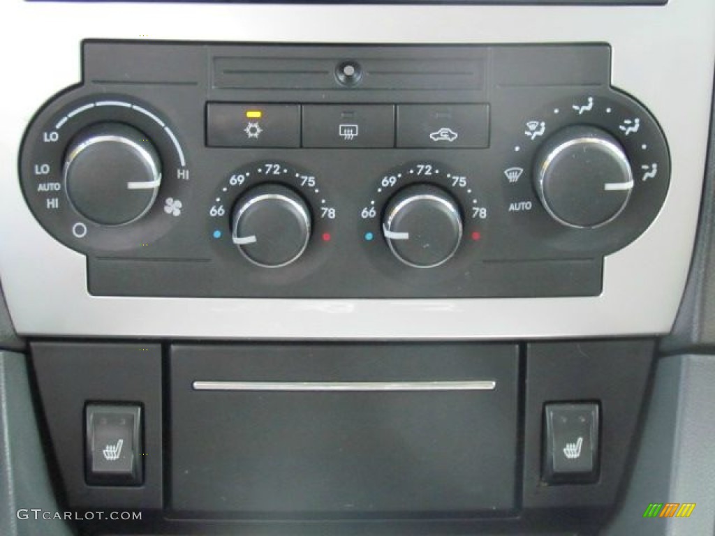 2006 Dodge Charger R/T Controls Photo #77078240