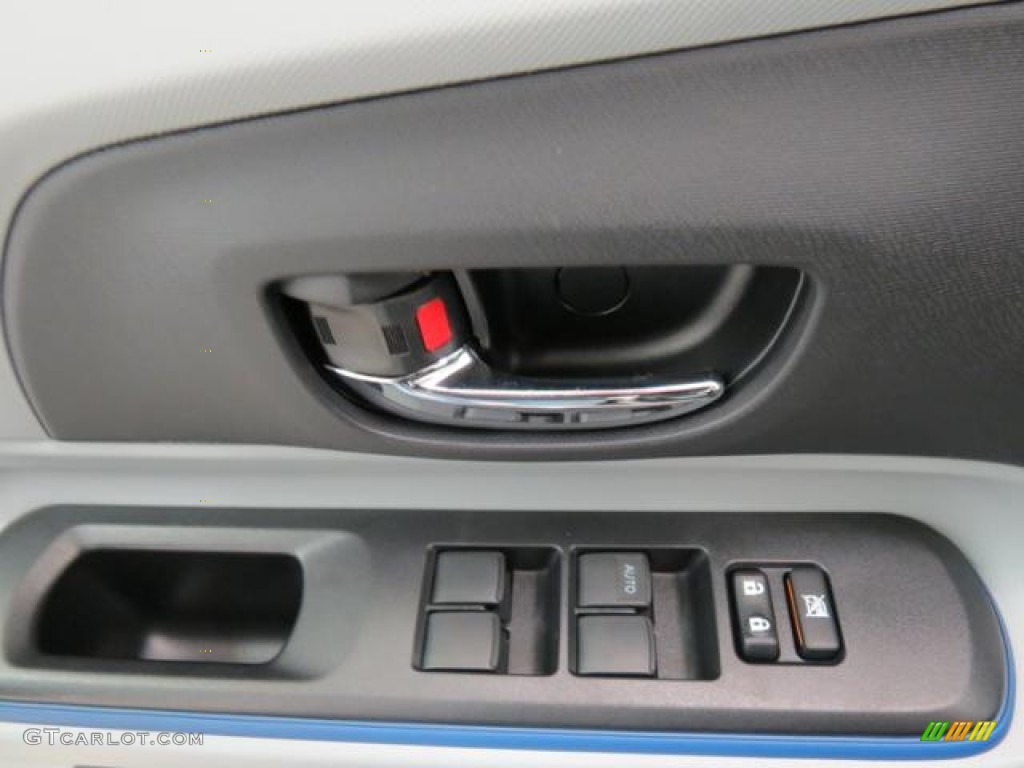 2012 Prius c Hybrid Three - Magnetic Gray Metallic / Light Blue Gray/Black photo #10