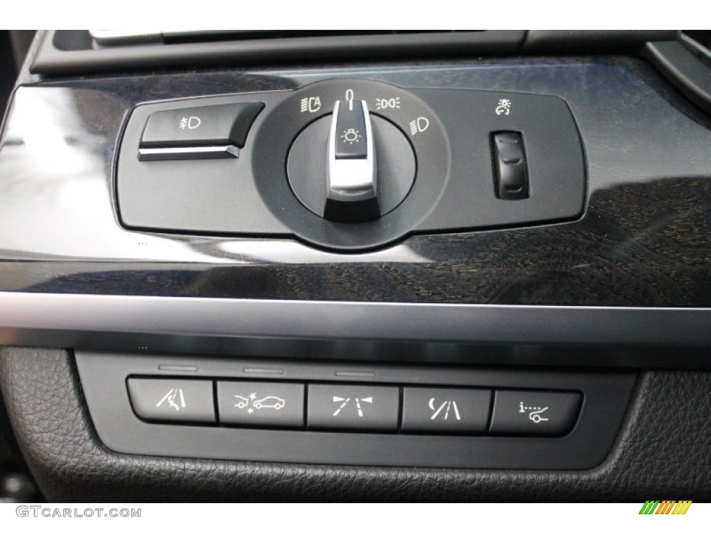 2009 BMW 7 Series 750Li Sedan Controls Photo #77078938