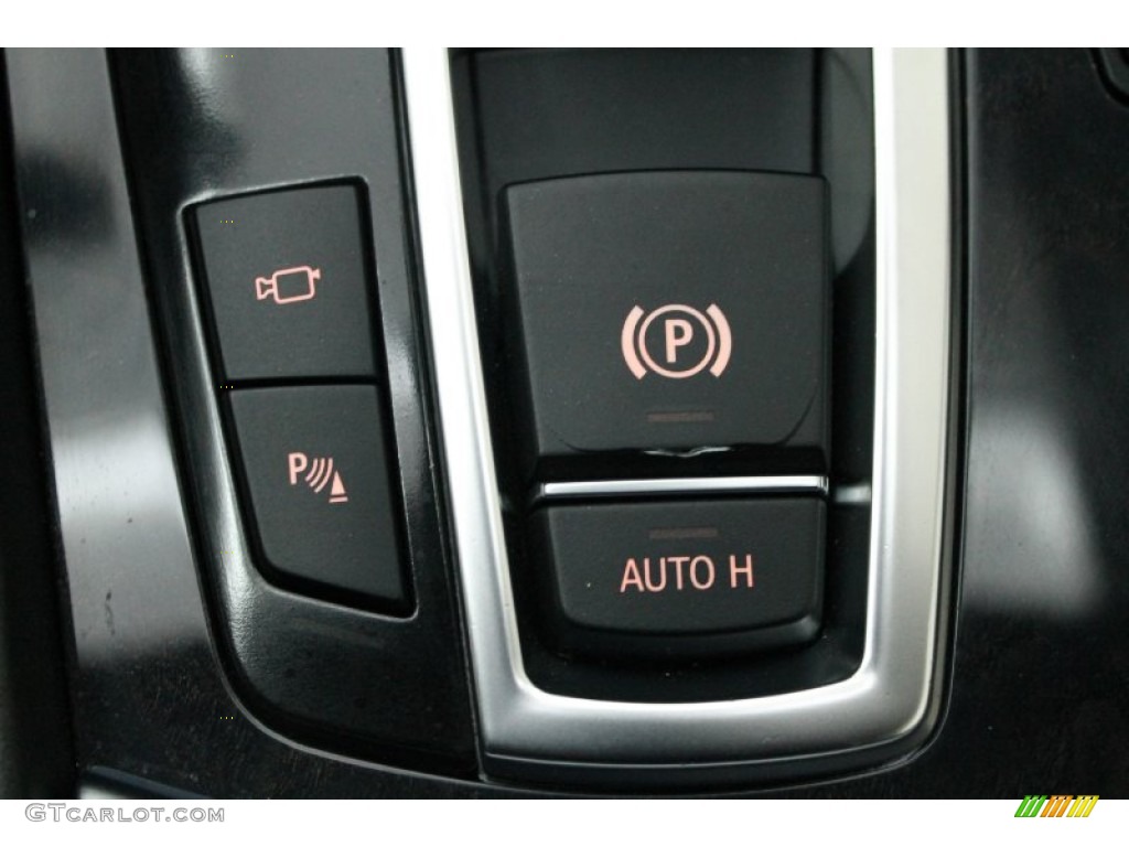 2009 BMW 7 Series 750Li Sedan Controls Photo #77079191