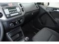 Reflex Silver Metallic - Tiguan S Photo No. 16