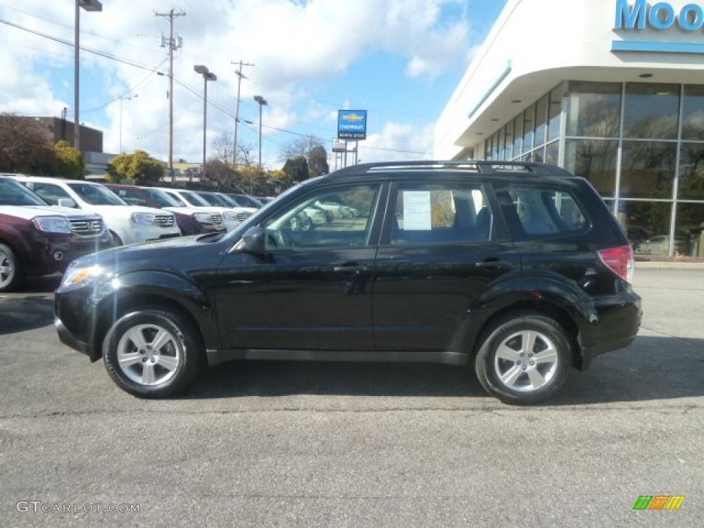 2013 Forester 2.5 X - Obsidian Black Pearl / Black photo #2
