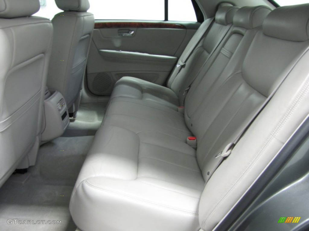 2006 Cadillac DTS Standard DTS Model Rear Seat Photo #77081179