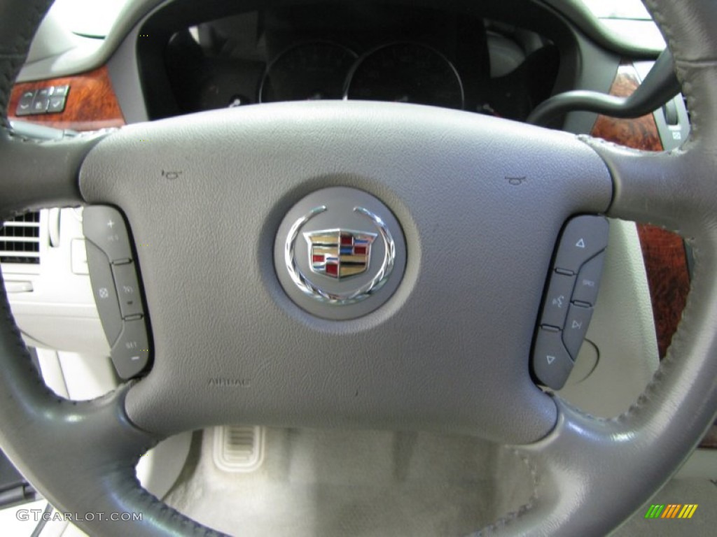 2006 Cadillac DTS Standard DTS Model Controls Photo #77081375