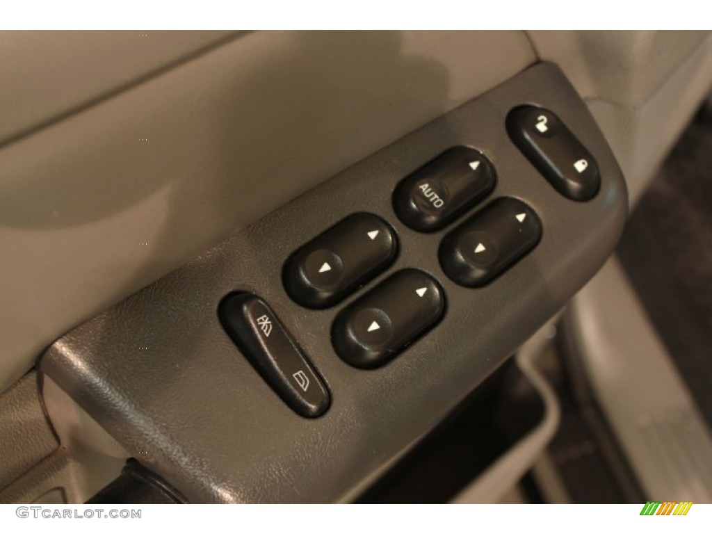 2003 Ford Explorer Sport Trac XLT Controls Photo #77082506
