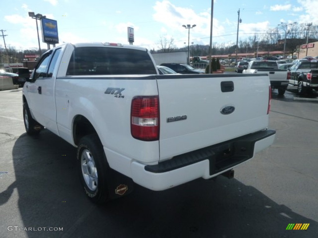 2004 F150 STX SuperCab 4x4 - Oxford White / Medium/Dark Flint photo #5