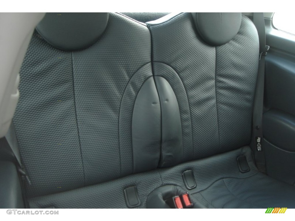 2002 Cooper Hardtop - Liquid Yellow / Panther Black photo #22