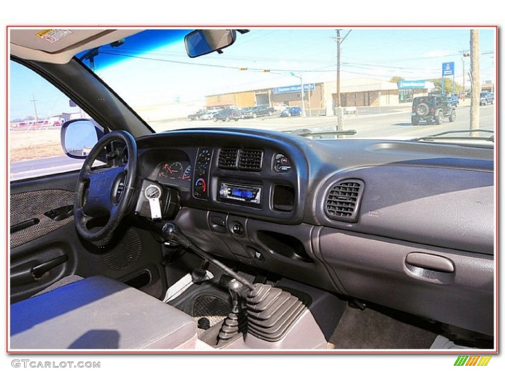 1999 Ram 2500 SLT Extended Cab 4x4 - Light Driftwood Satin Glow / Agate photo #32