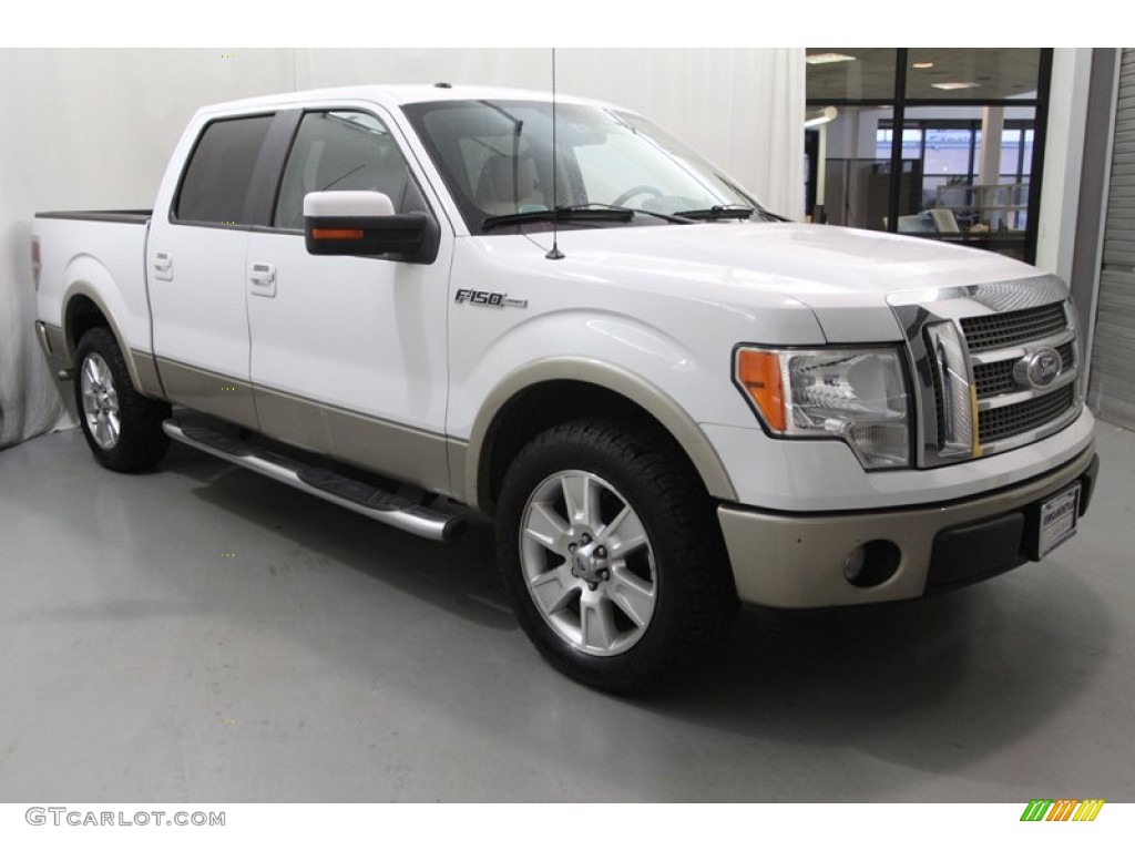 2010 F150 Lariat SuperCrew - Oxford White / Tan photo #4
