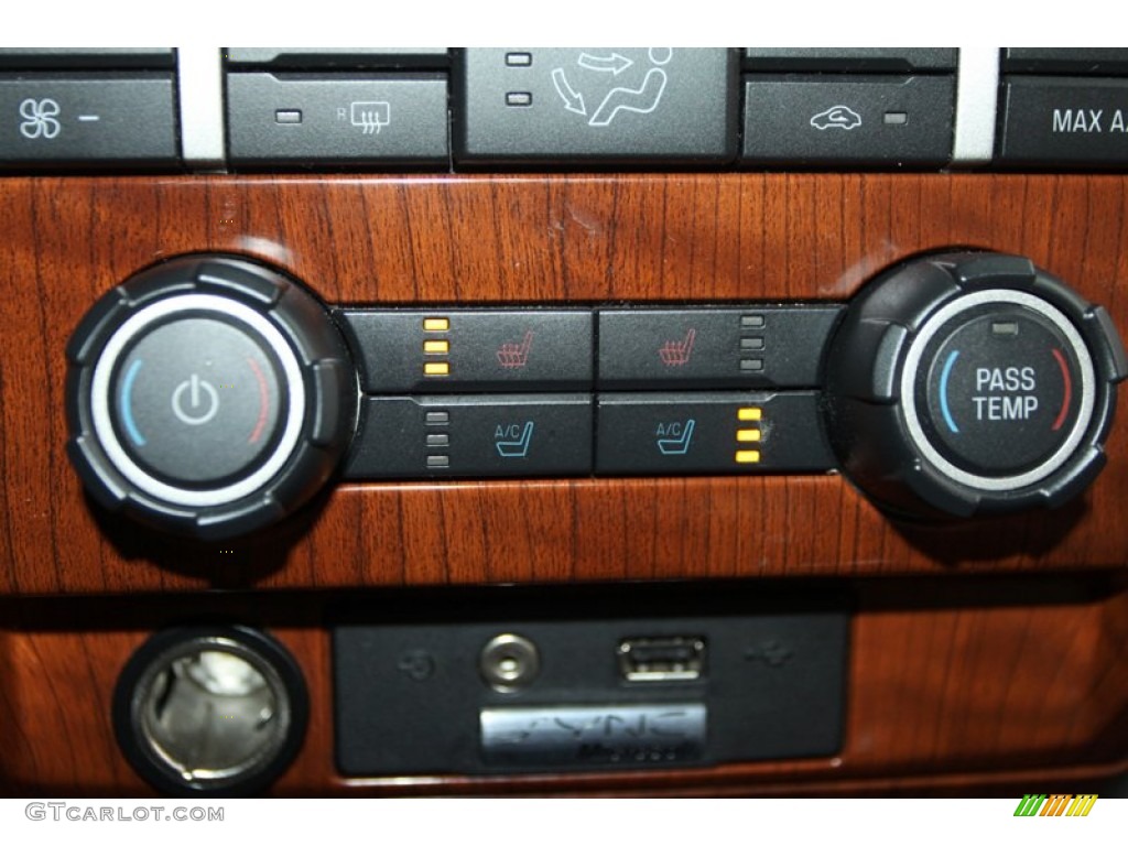 2010 F150 Lariat SuperCrew - Oxford White / Tan photo #35