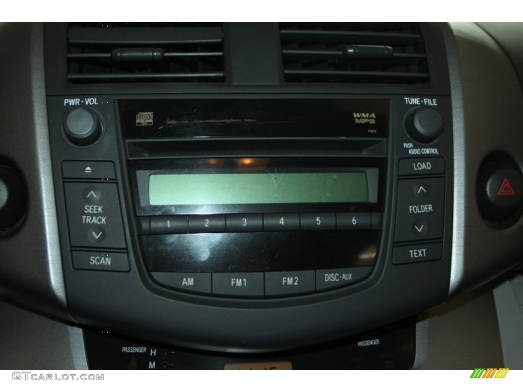 2007 Toyota RAV4 I4 Audio System Photos