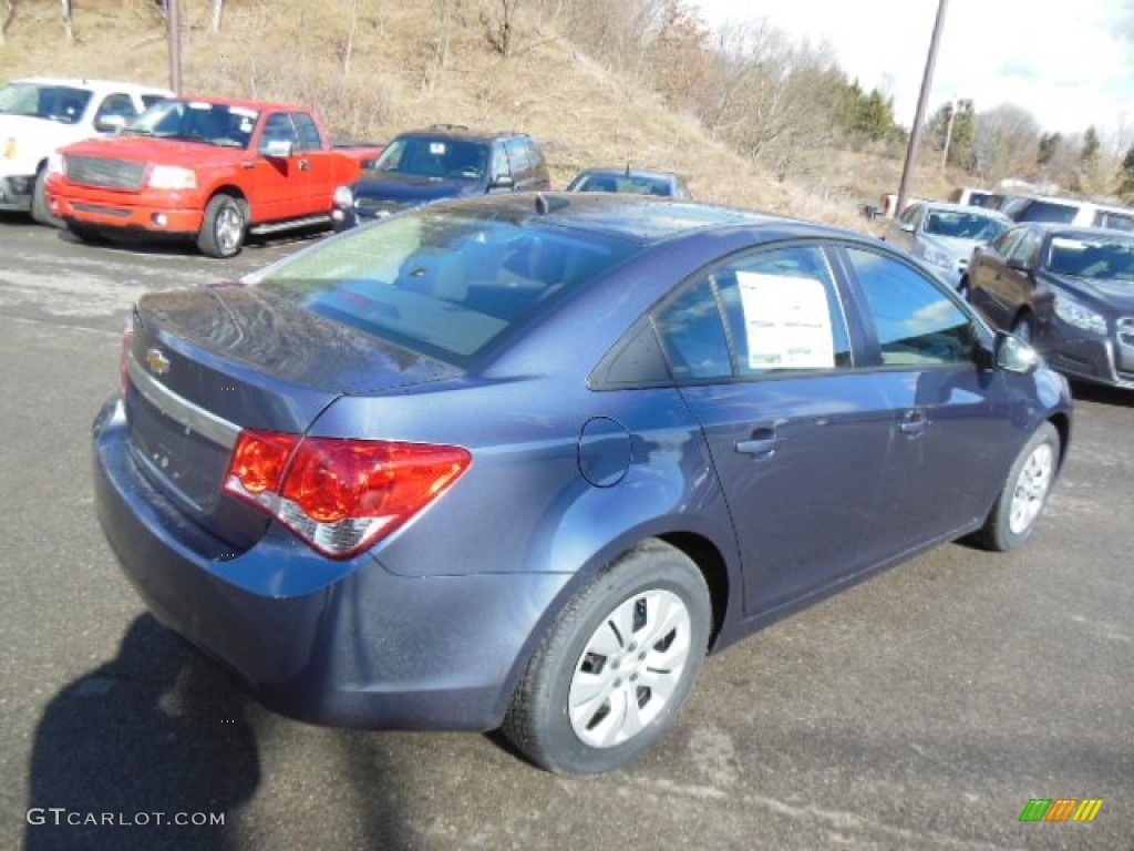 2013 Cruze LS - Atlantis Blue Metallic / Jet Black/Medium Titanium photo #8