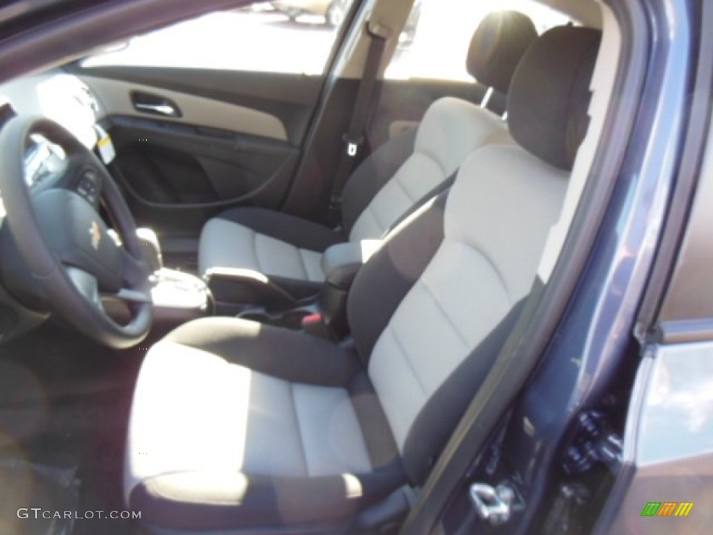 2013 Cruze LS - Atlantis Blue Metallic / Jet Black/Medium Titanium photo #11