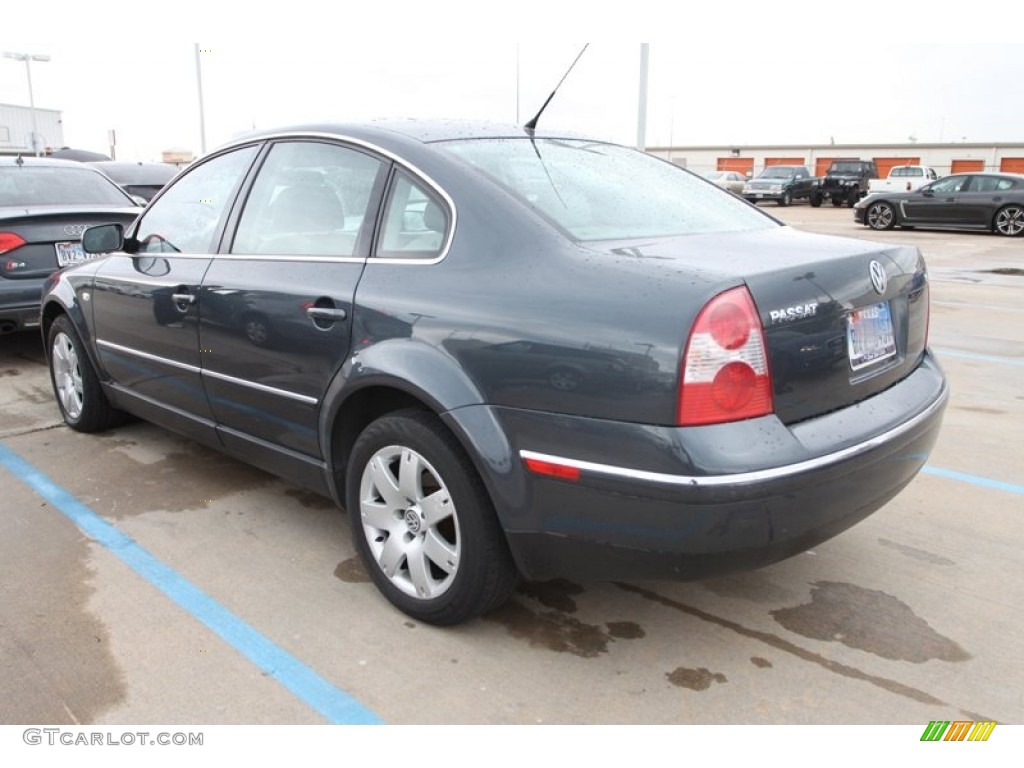 2003 Passat GLX Sedan - Blue Anthracite Pearl / Black photo #5