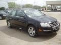 Black Uni - Jetta SE Sedan Photo No. 1