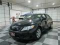 Black - Camry LE Photo No. 3
