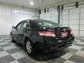 Black - Camry LE Photo No. 5