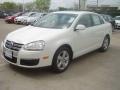 Candy White - Jetta SE Sedan Photo No. 3