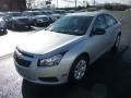 Silver Ice Metallic - Cruze LS Photo No. 3