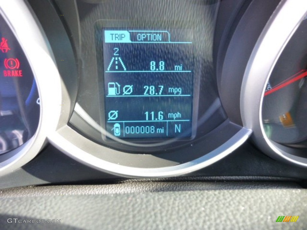 2013 Cruze LS - Silver Ice Metallic / Jet Black/Medium Titanium photo #20