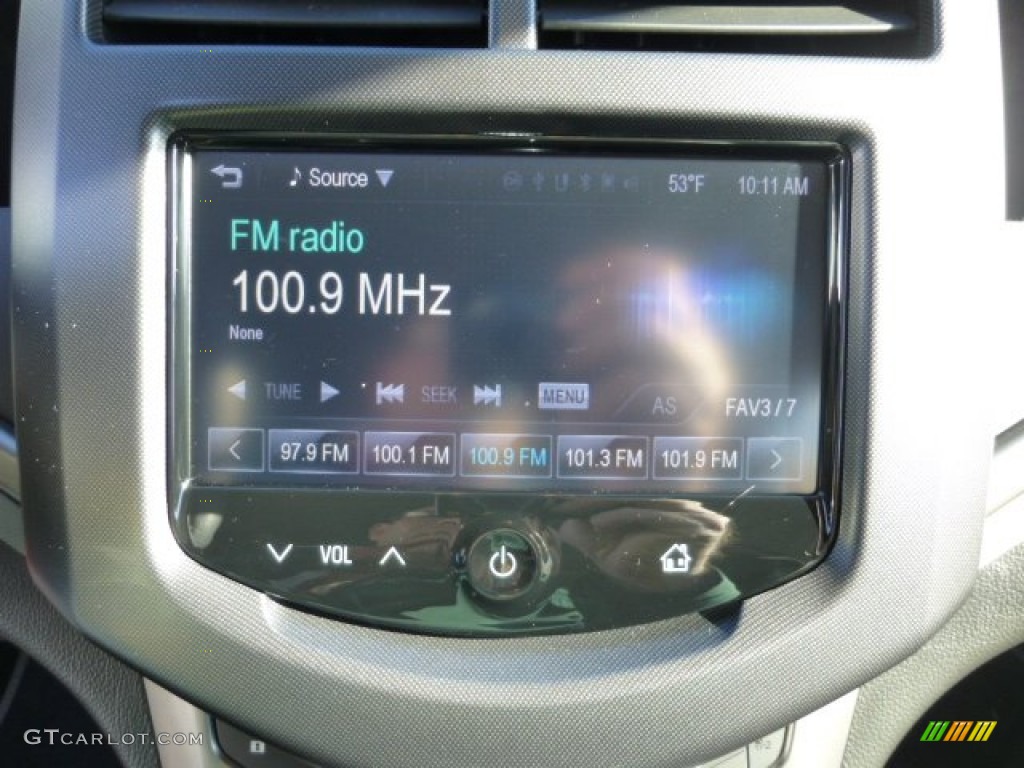 2013 Chevrolet Sonic LT Hatch Controls Photo #77096456