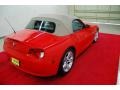 Bright Red - Z4 3.0i Roadster Photo No. 6