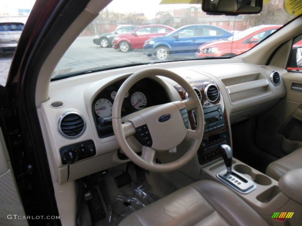 Pebble Beige Interior 2006 Ford Freestyle Limited AWD Photo #77098052