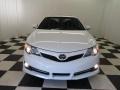 Super White - Camry SE Photo No. 2
