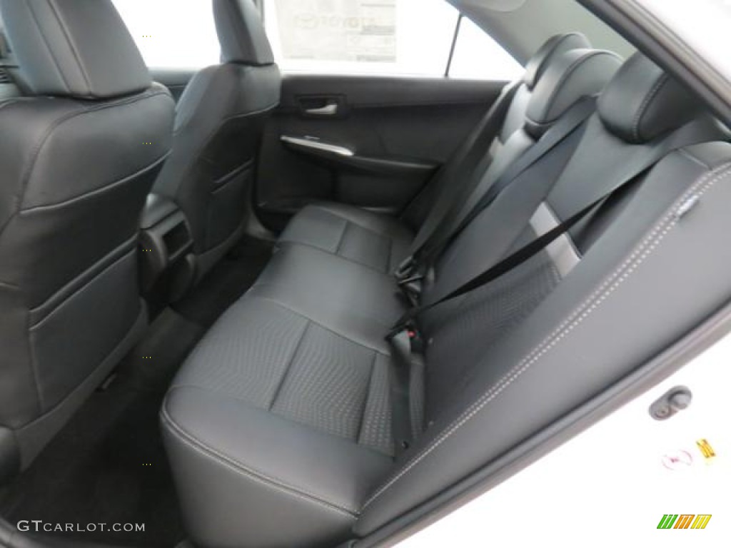 2013 Camry SE - Super White / Black photo #6