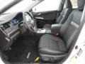 Super White - Camry SE Photo No. 8