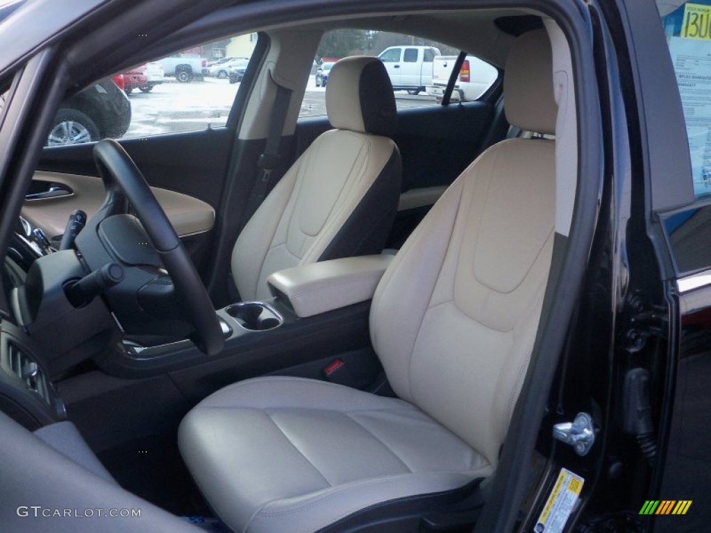 2011 Chevrolet Volt Hatchback Front Seat Photo #77099525