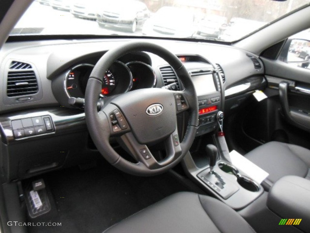 2013 Kia Sorento EX V6 AWD Black Dashboard Photo #77099678