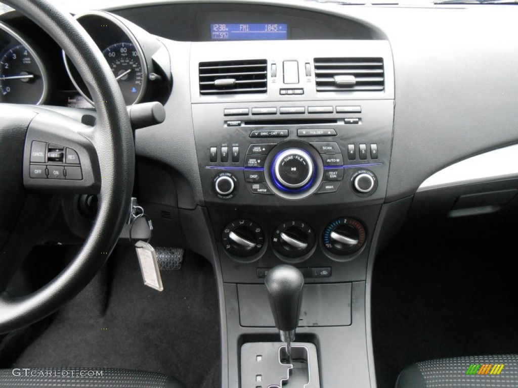2012 Mazda MAZDA3 i Touring 4 Door Controls Photo #77100071