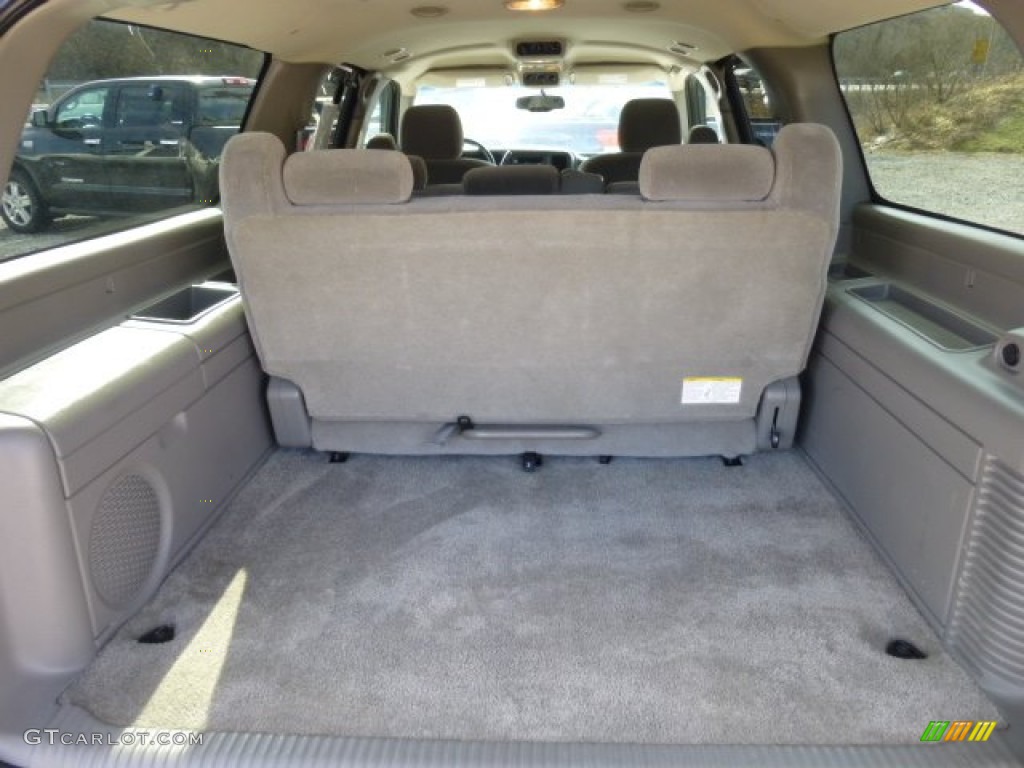 2003 Suburban 1500 LS 4x4 - Black / Gray/Dark Charcoal photo #11