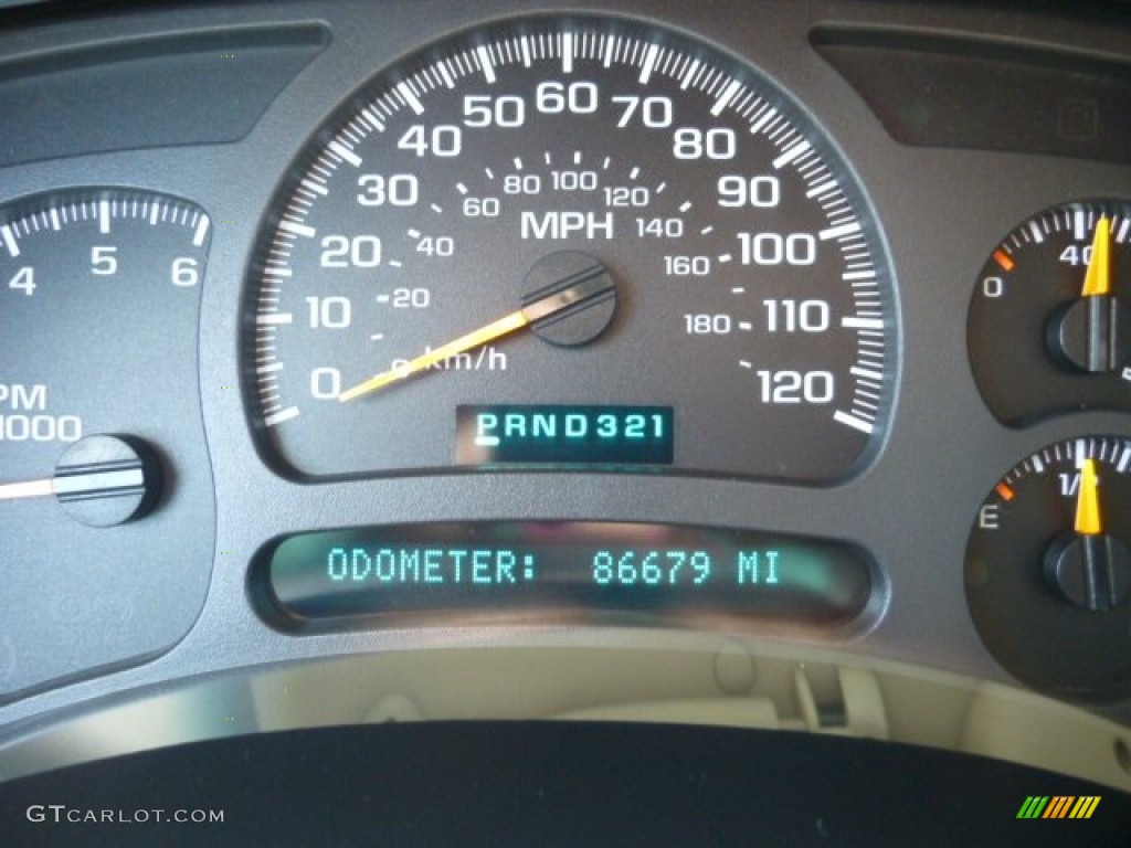 2003 Suburban 1500 LS 4x4 - Black / Gray/Dark Charcoal photo #15