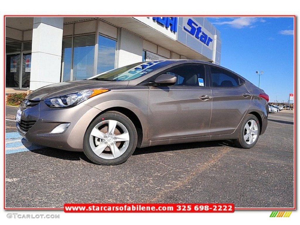 Desert Bronze Hyundai Elantra