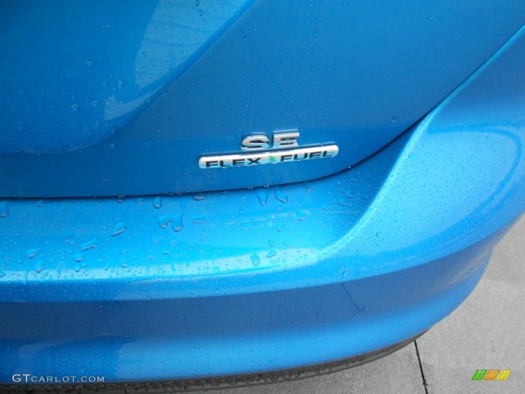 2013 Focus SE Hatchback - Blue Candy / Charcoal Black photo #6