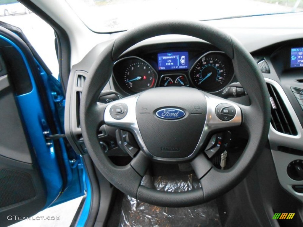 2013 Focus SE Hatchback - Blue Candy / Charcoal Black photo #30
