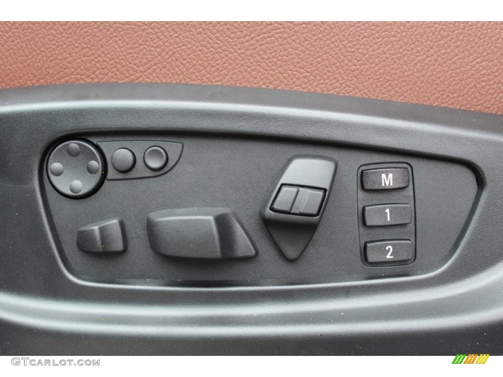 2013 BMW X5 xDrive 35i Controls Photo #77104917