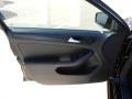Black - Jetta SE Sedan Photo No. 13