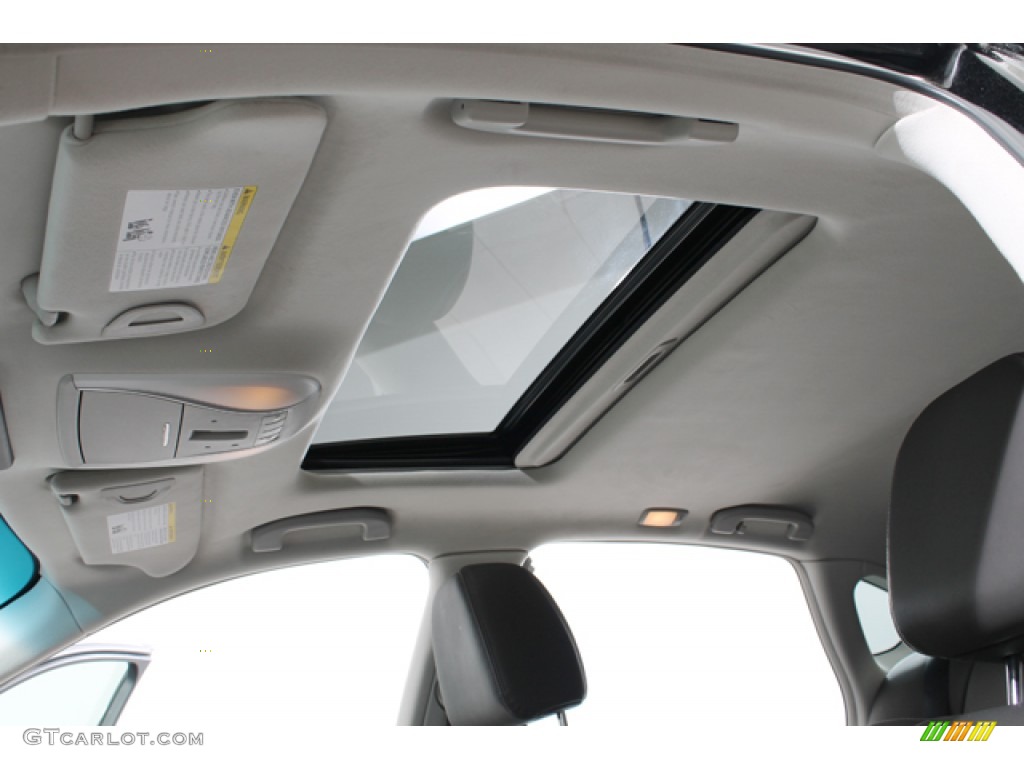 2011 Infiniti M 56x AWD Sedan Sunroof Photos