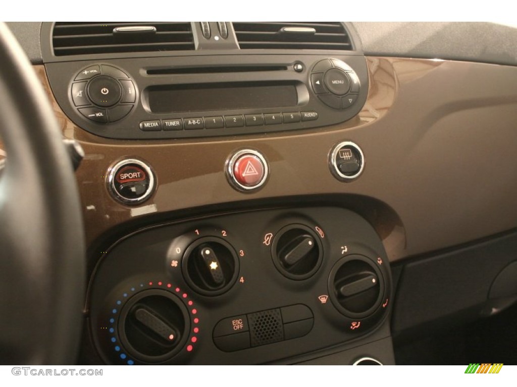 2012 Fiat 500 Pop Controls Photo #77110939