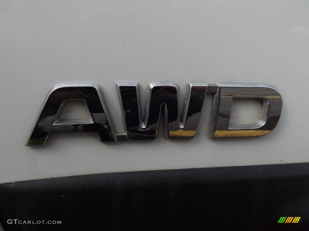 2011 Sorento LX AWD - Snow White Pearl / Beige photo #21