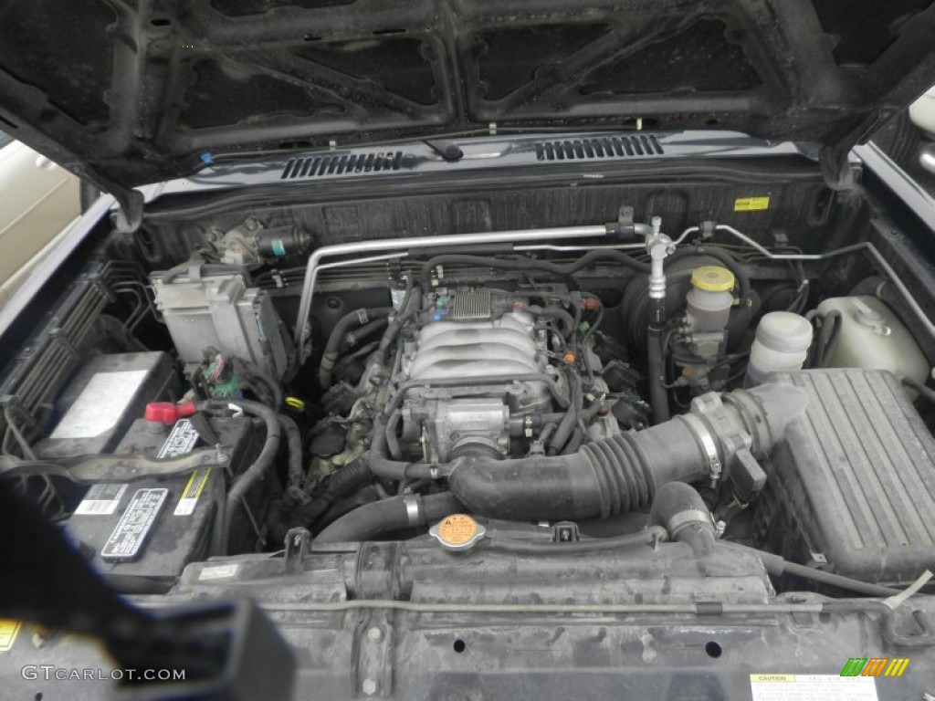 2002 Isuzu Trooper S 4x4 3.5 Liter DOHC 24-Valve V6 Engine Photo #77111951