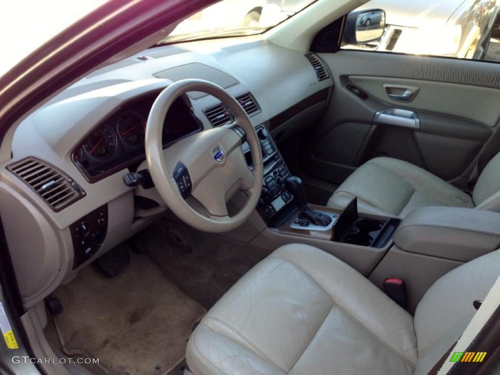 Taupe Interior 2006 Volvo XC90 2.5T AWD Photo #77113111