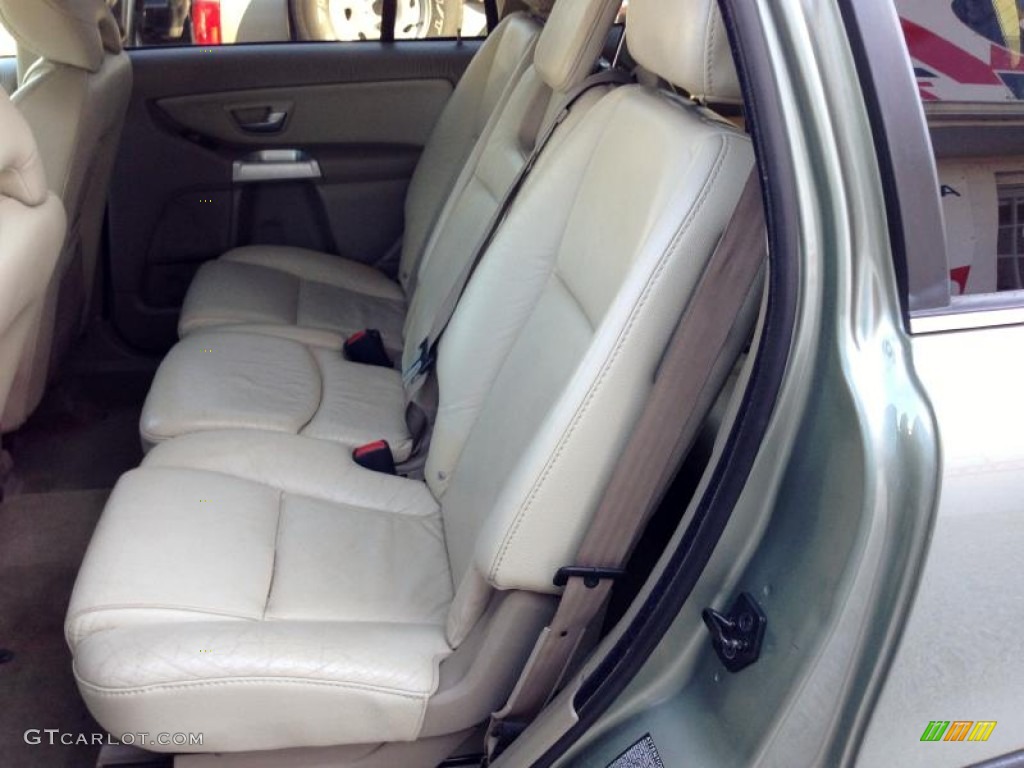 Taupe Interior 2006 Volvo XC90 2.5T AWD Photo #77113217